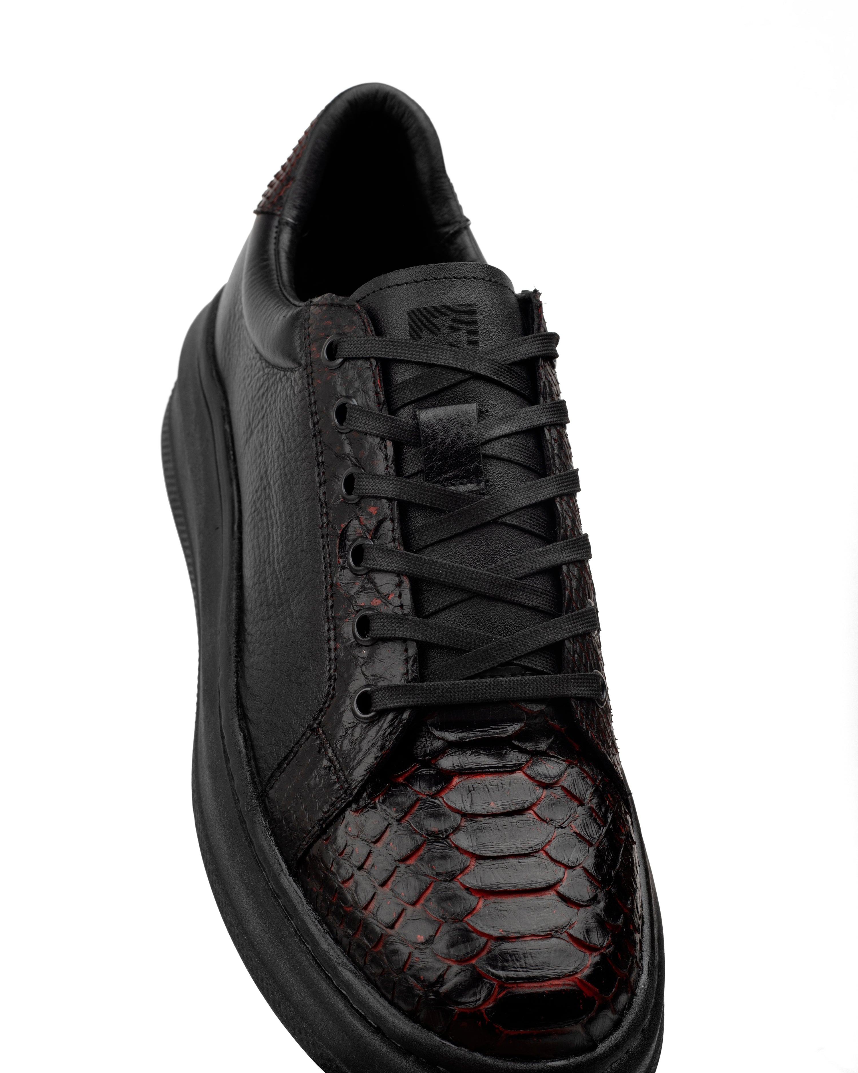 Sneaker Aldama Pitón Black Cherry