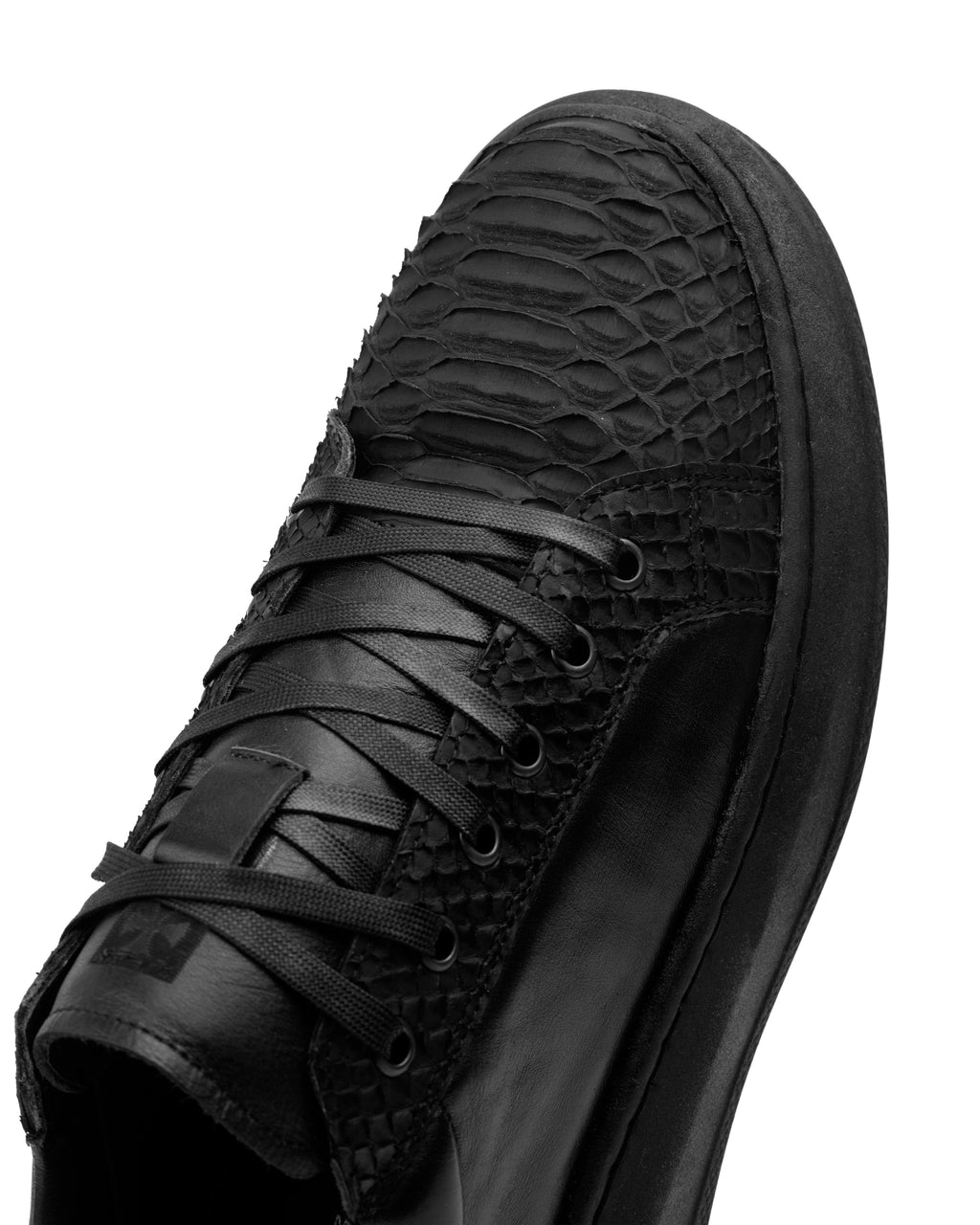 Sneaker Aldama Pitón Negro Nobuck