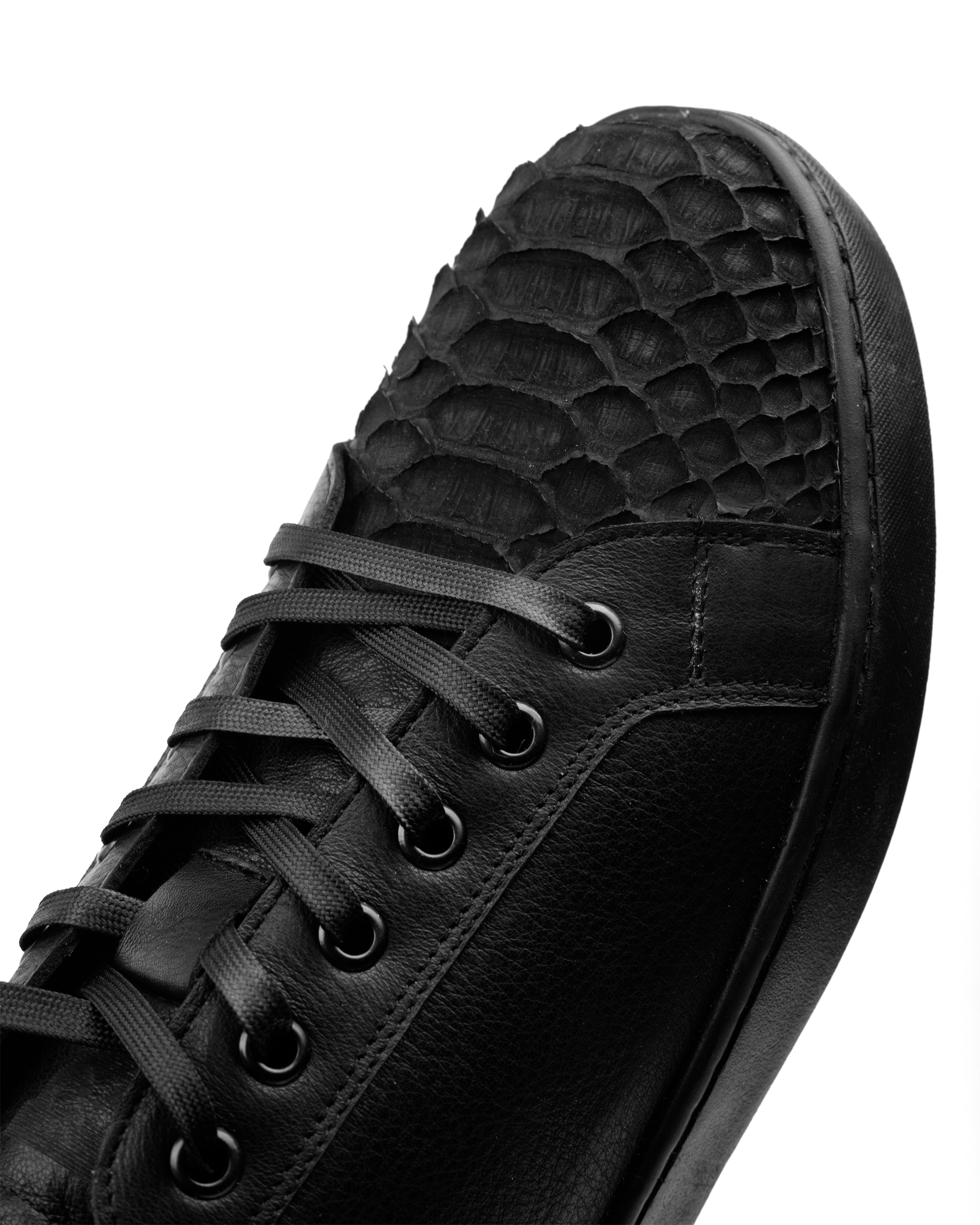 Sneaker Carrillo Pitón Nobuck Negro