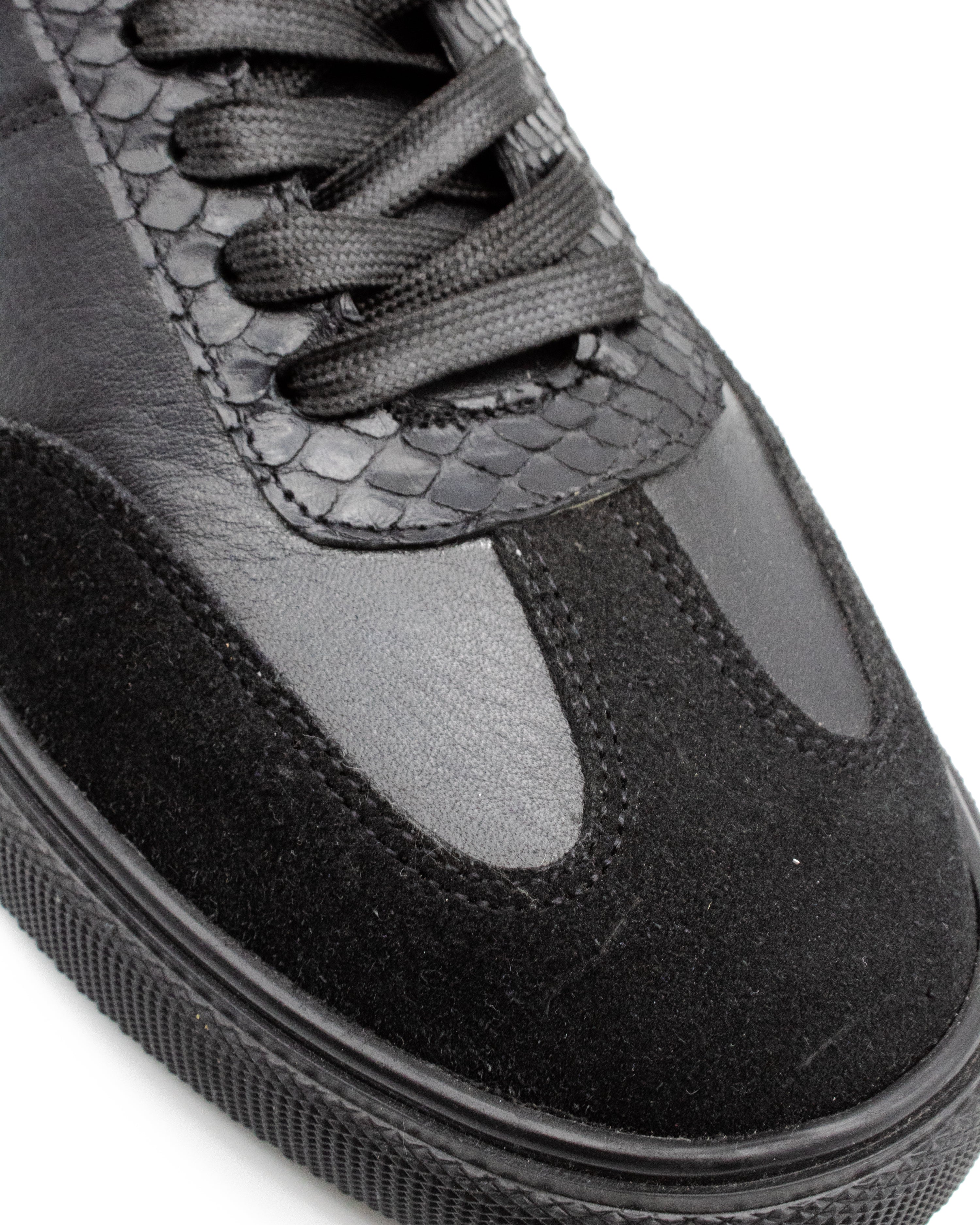 Sneaker Prado Negro Pitón Brillante