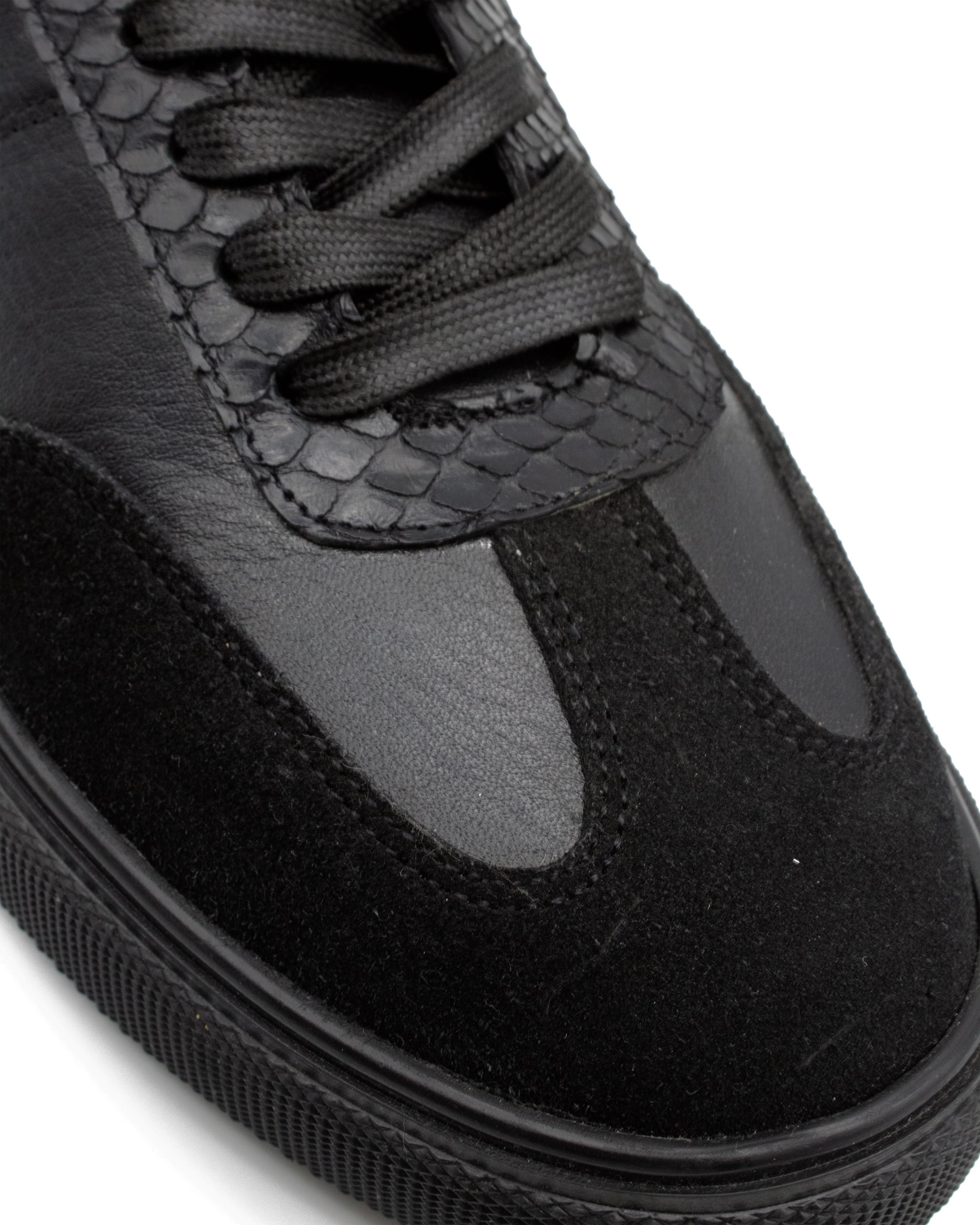 Sneaker Prado Negro Pitón Brillante