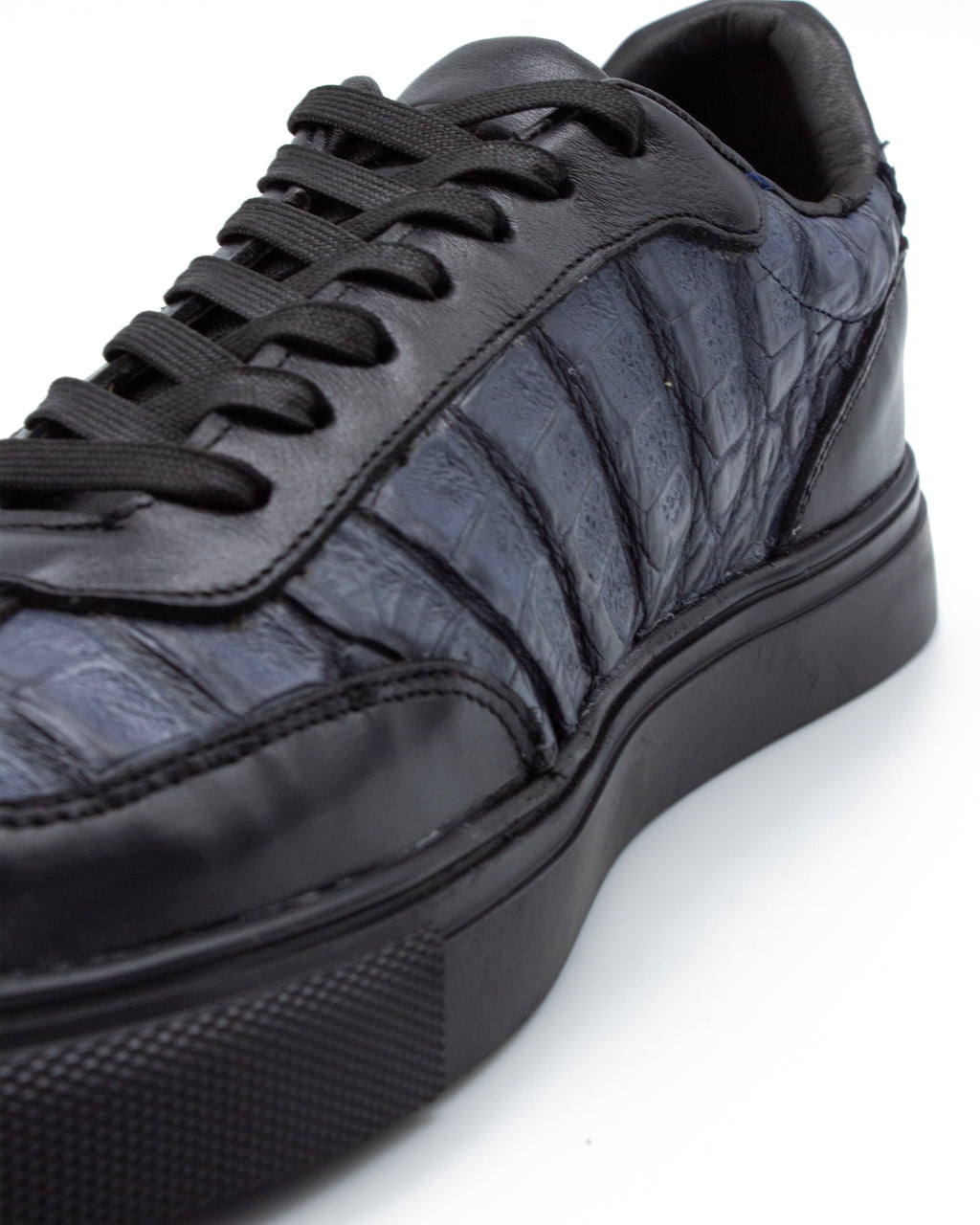 Sneaker Prado Caimán Petróleo