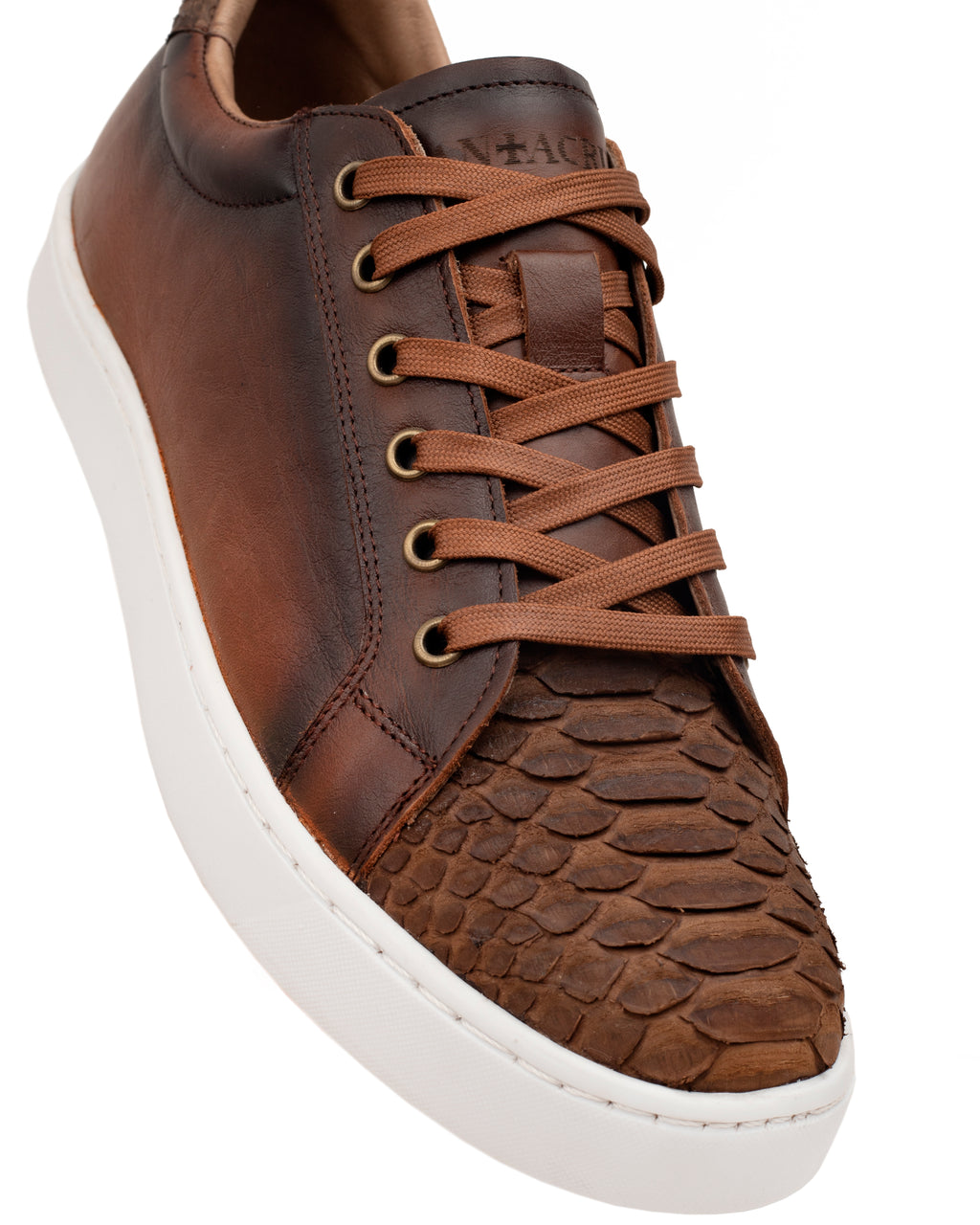 Sneaker Carrillo Pitón Nobuck Tamarindo