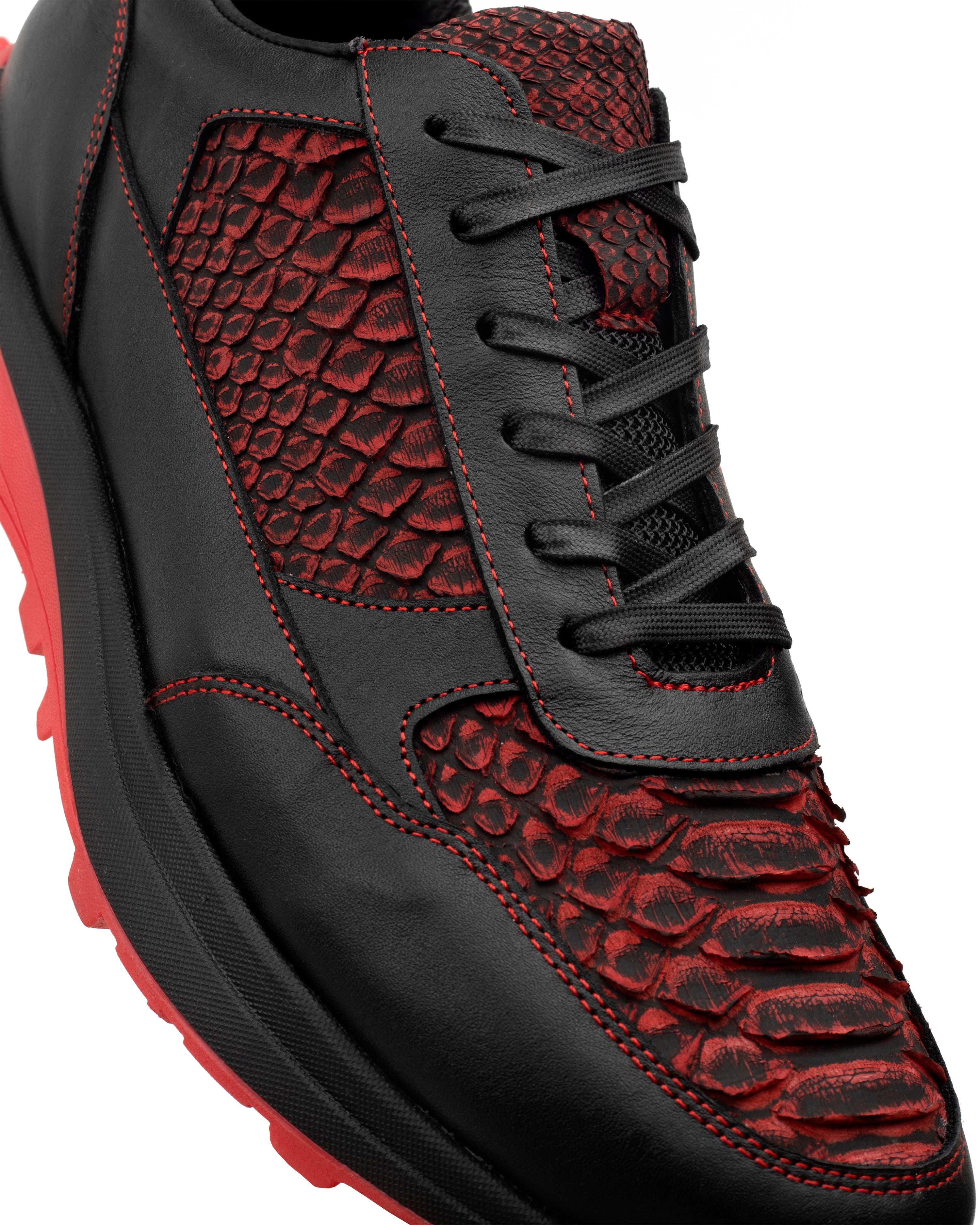 Sneaker Raptor Pitón Black Cherry